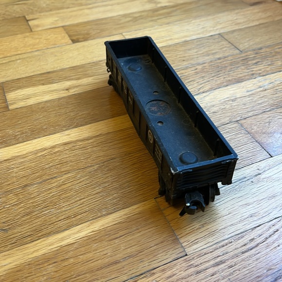Vintage Lionel Rail Car - Picture 2 of 4